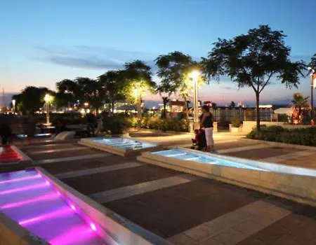 The Twins 1 Luxury Ceccarini - Lungomare Parcheggio Privato Villa Riccione