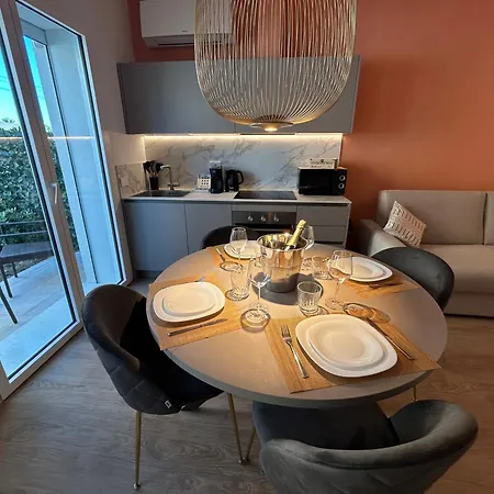 Villa The Twins 1 Luxury Ceccarini - Lungomare Parcheggio Privato Riccione