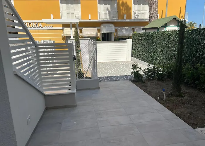 The Twins 1 Luxury Ceccarini - Lungomare Parcheggio Privato فيلة ريتشيوني