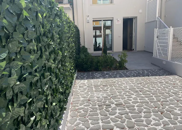 The Twins 1 Luxury Ceccarini - Lungomare Parcheggio Privato *