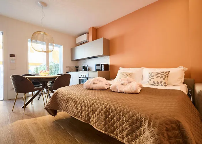 The Twins 1 Luxury Ceccarini - Lungomare Parcheggio Privato فيلة *