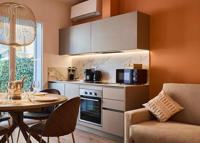 The Twins 1 Luxury Ceccarini - Lungomare Parcheggio Privato فيلة *